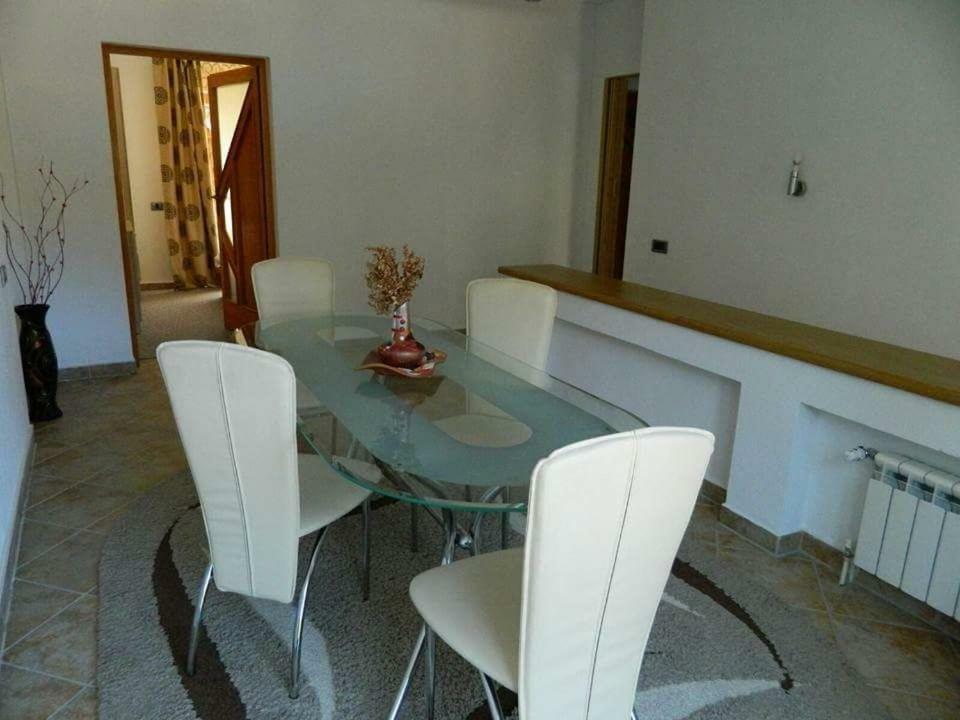 シナヤ Casa Cristianヴィラ エクステリア 写真